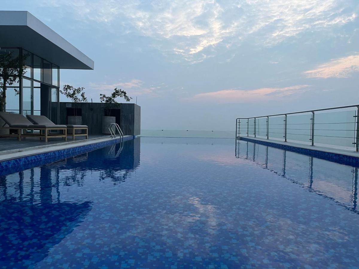 Hotel Windy Terrace Koks Badźar Zewnętrze zdjęcie