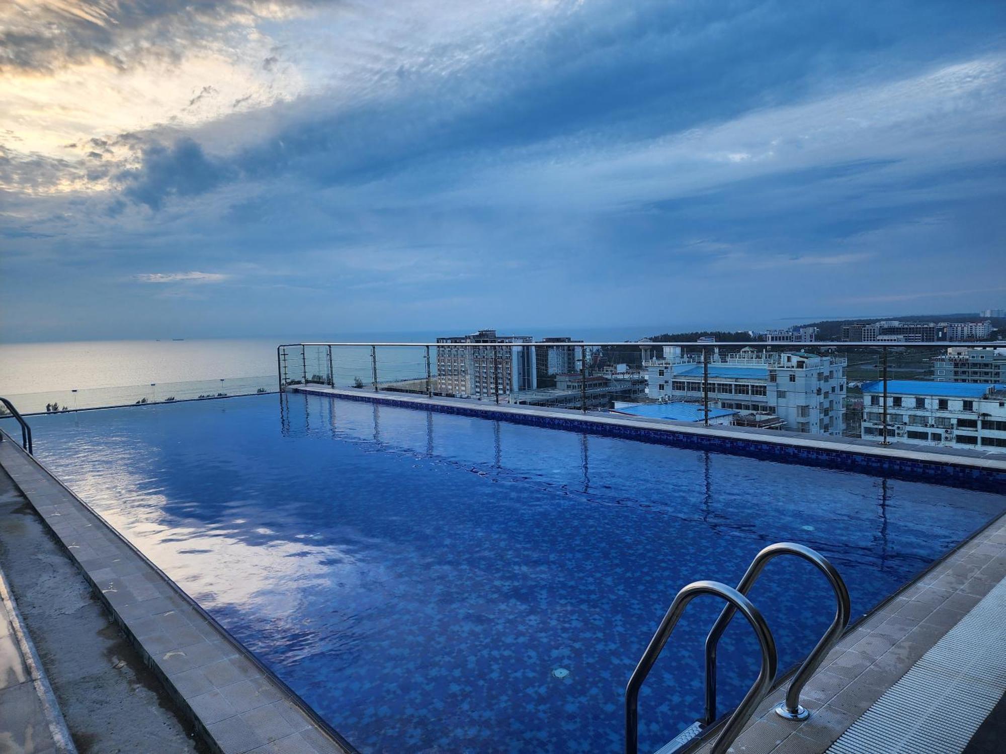 Hotel Windy Terrace Koks Badźar Zewnętrze zdjęcie
